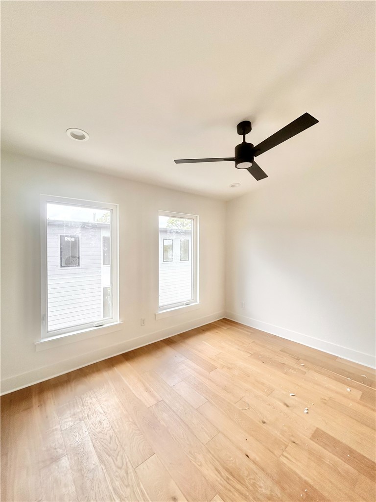 9TH & A HORIZONTAL PROPERTY REGIME-BENTO - Residential