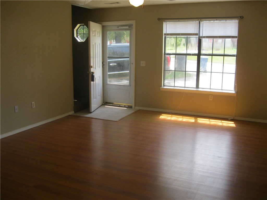 Applegate - Residential Lease