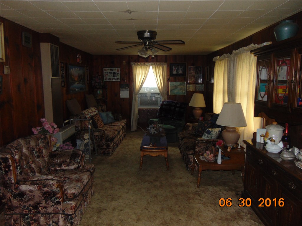 Oak Grove Outlots - Residential