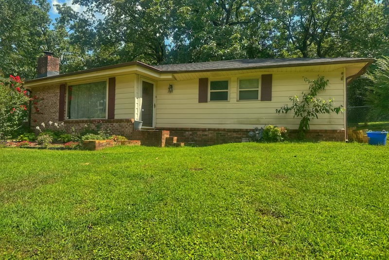 Don't miss this affordable opportunity! This 3-bedroom, 1-bath home is priced to sell and offers plenty of potential for first-time homebuyers, investors, or anyone looking to add value. Situated on an oversized lot in a desirable neighborhood, you'll have extra outdoor space for entertaining, gardening, or future improvements.

Whether you're searching for a great starter home or your next investment property, this home is full of possibilities. Conveniently located and ready for its next owner, this is an opportunity you won't want to miss. Schedule your showing today!