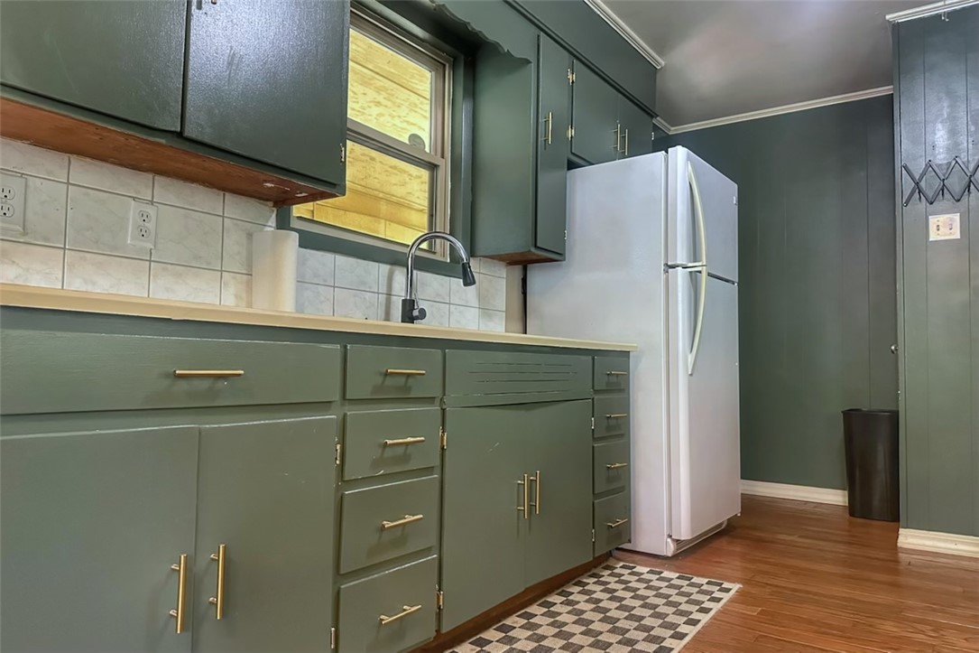 Pine Crest Hill - Residential