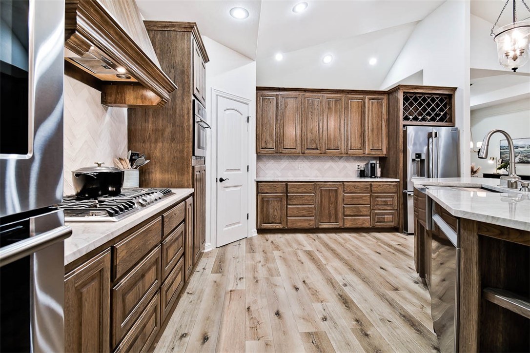 Windsor Manor - Residential