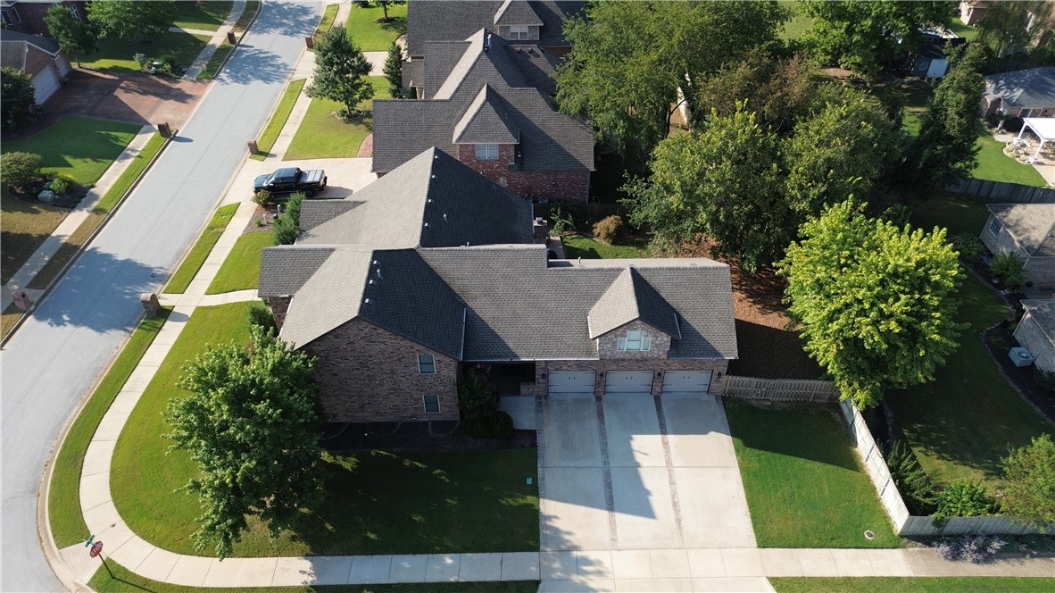 Windsor Manor - Residential