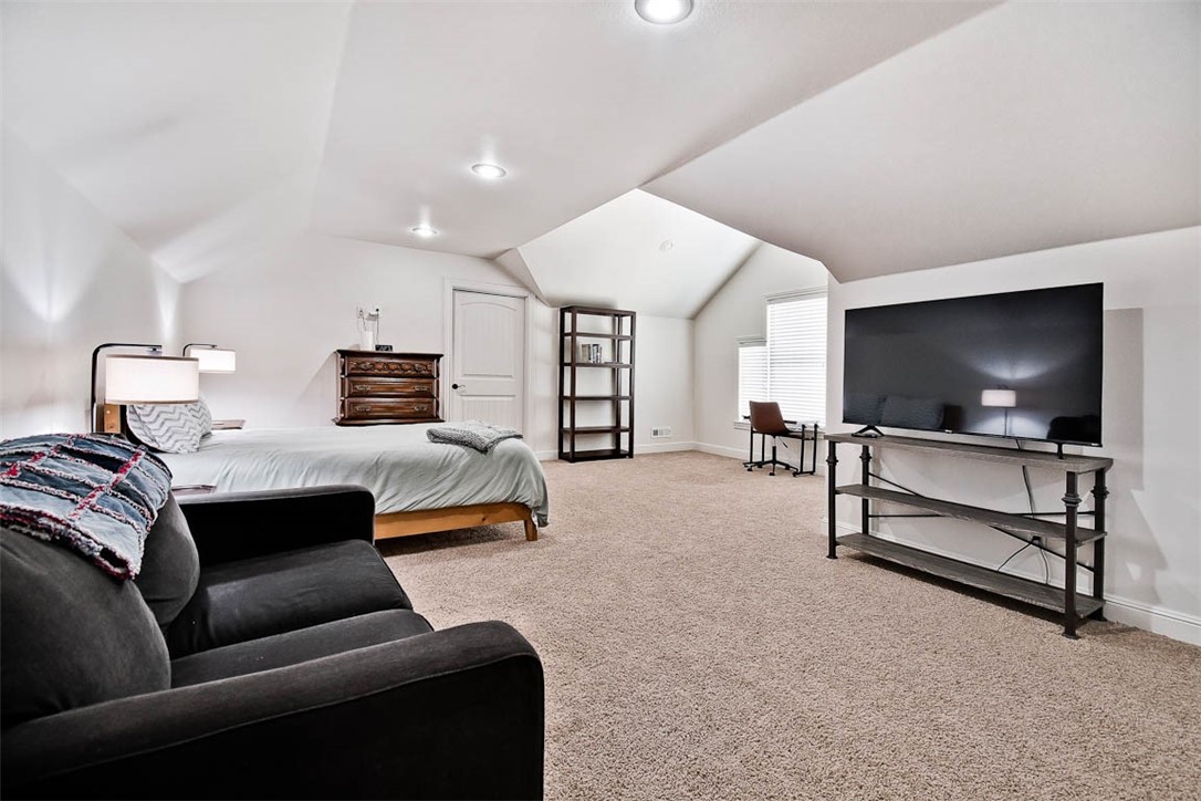 Windsor Manor - Residential