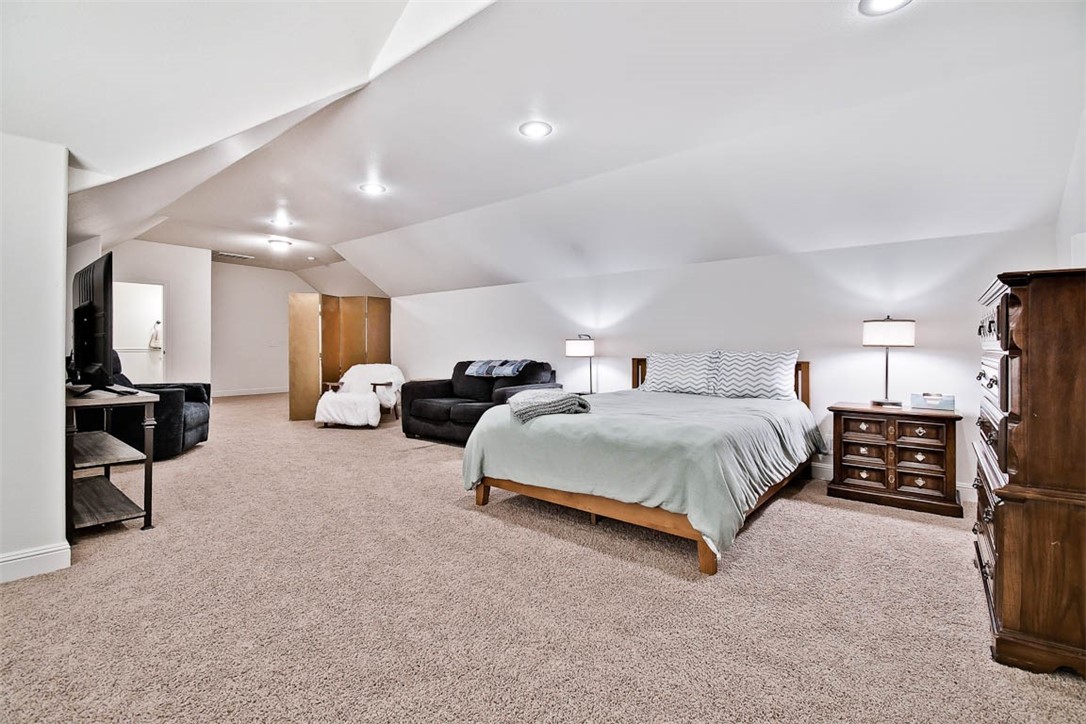 Windsor Manor - Residential