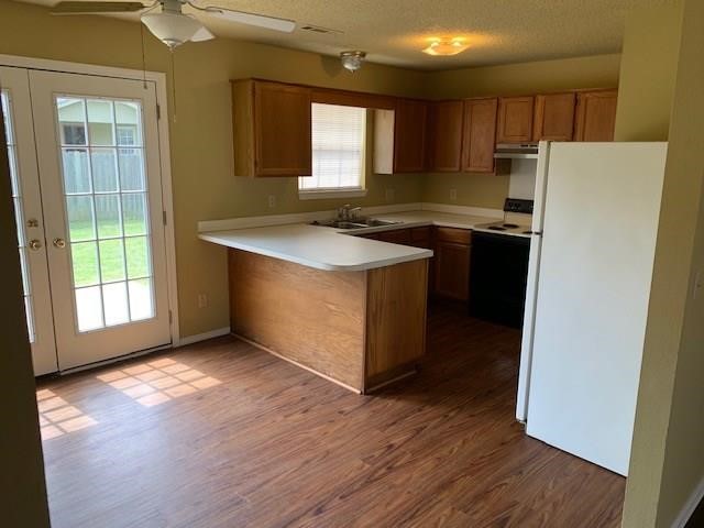 Walnut Park Add Ph III - Residential Lease