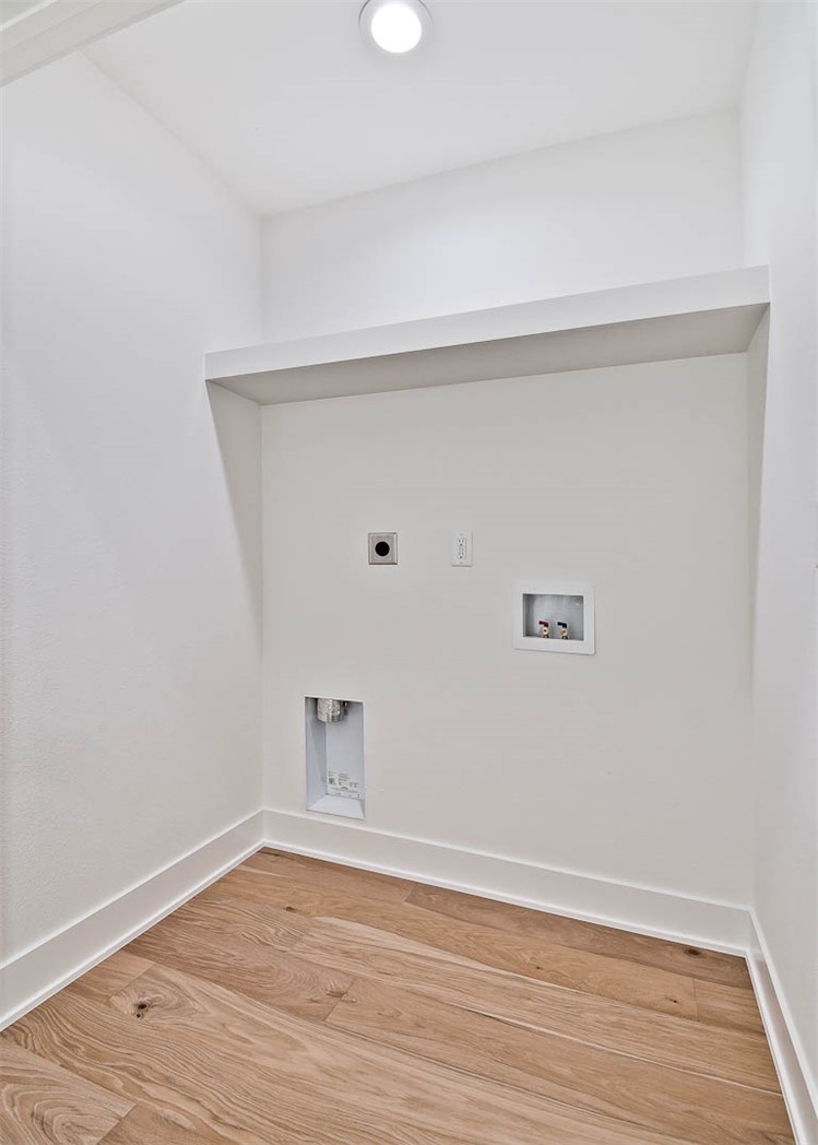 9TH & A HORIZONTAL PROPERTY REGIME-BENTO - Residential Lease