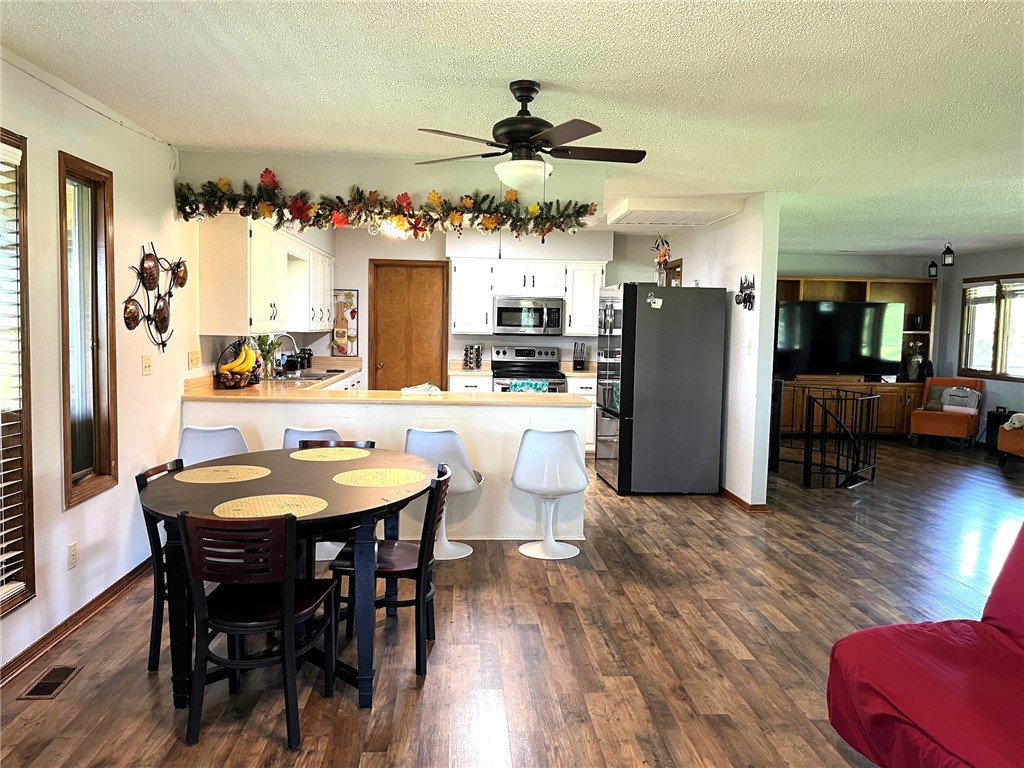 10-19-33 RURAL - Residential