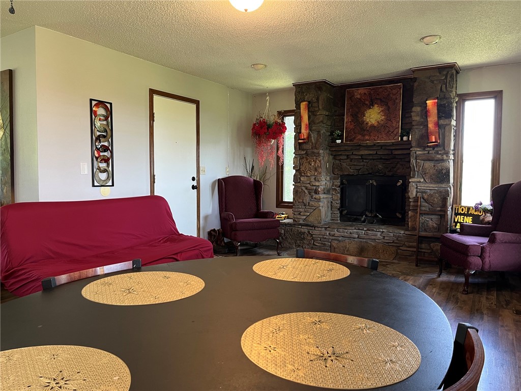 10-19-33 RURAL - Residential