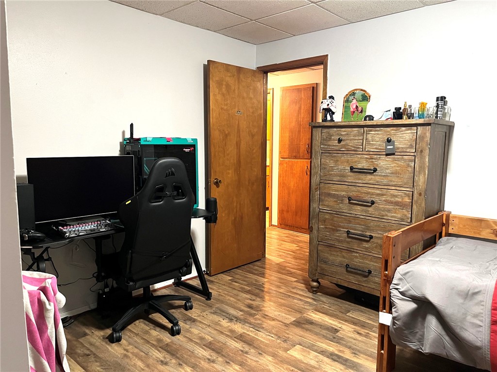 10-19-33 RURAL - Residential