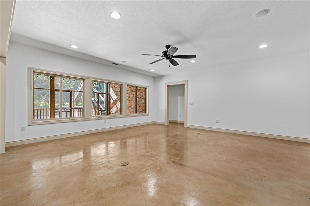 Creekside Sub Rogers - Residential