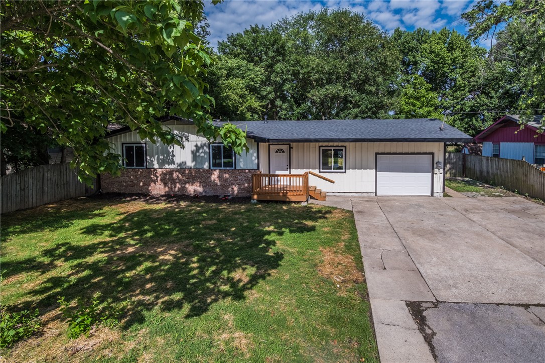 L M Proctors - Residential