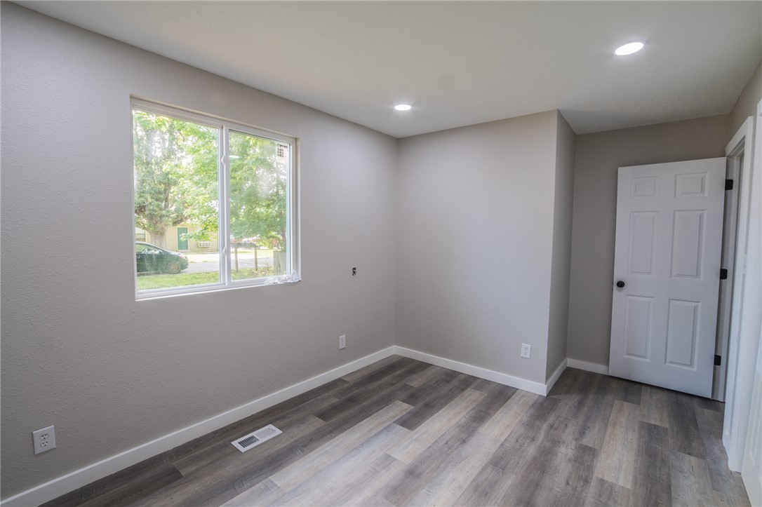 L M Proctors - Residential