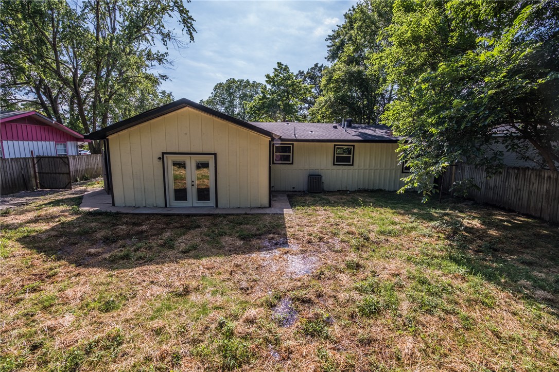 L M Proctors - Residential
