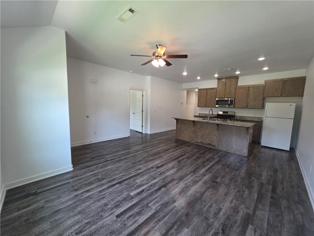 Grant Spgs Sub Decatur - Residential Lease