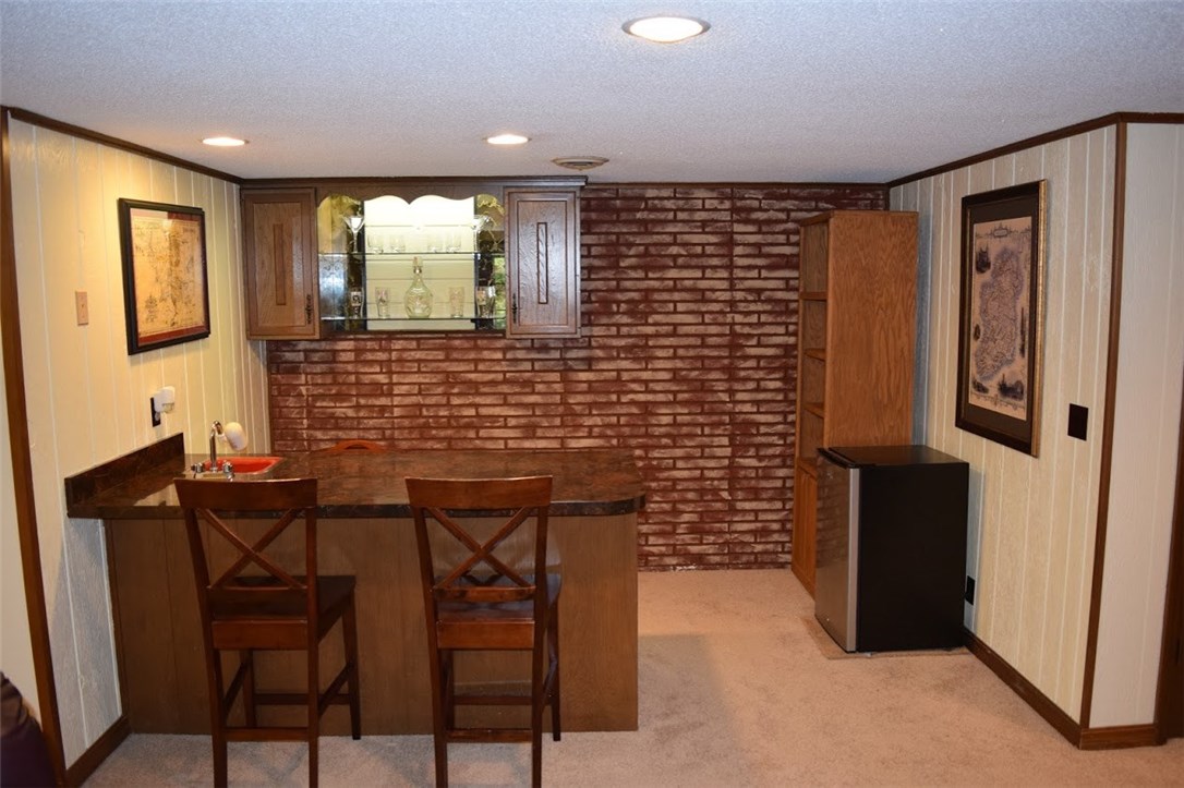 Summit Heights Rogers - Residential
