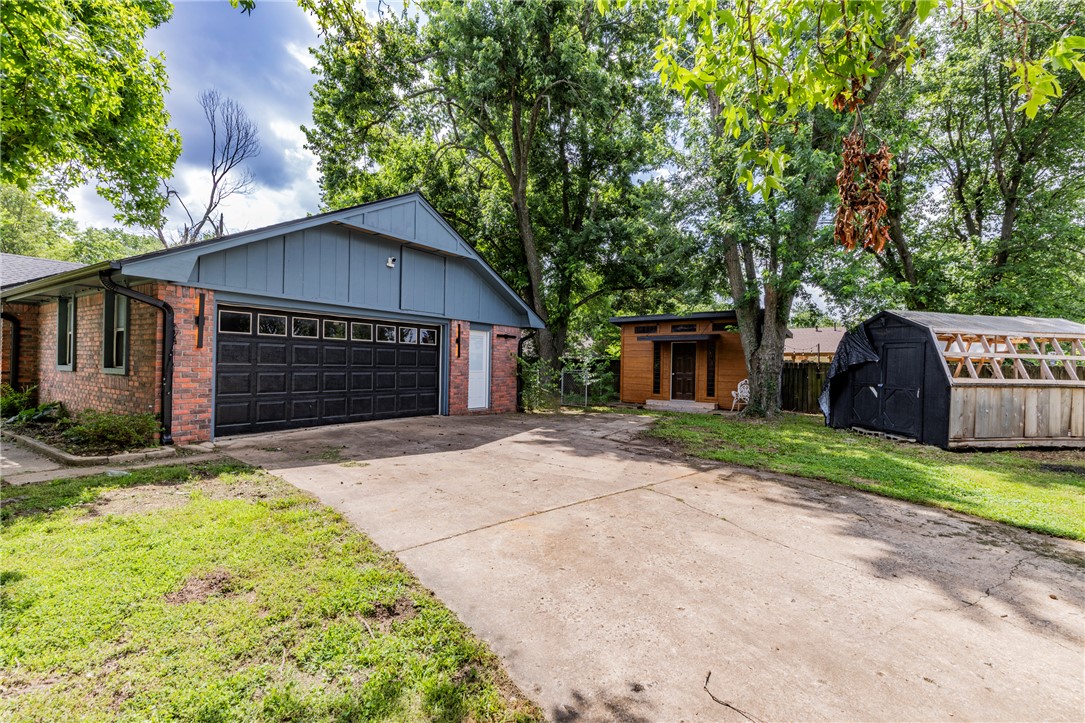 Turtle Creek Place Unit 1 Rogers - Residential