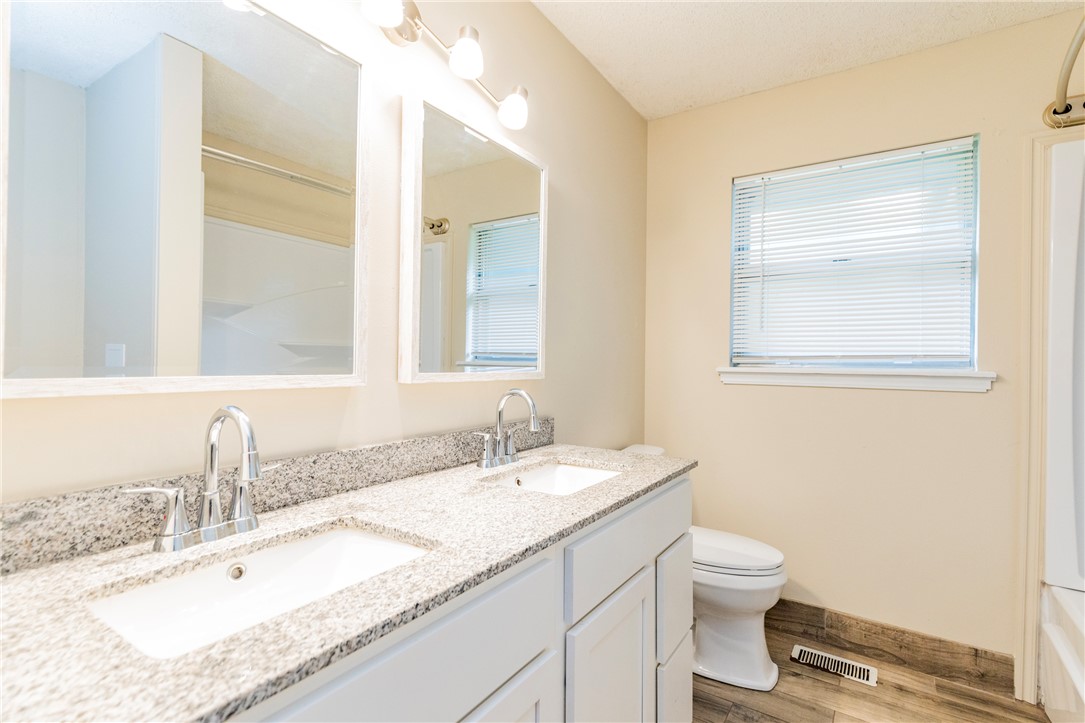Turtle Creek Place Unit 1 Rogers - Residential
