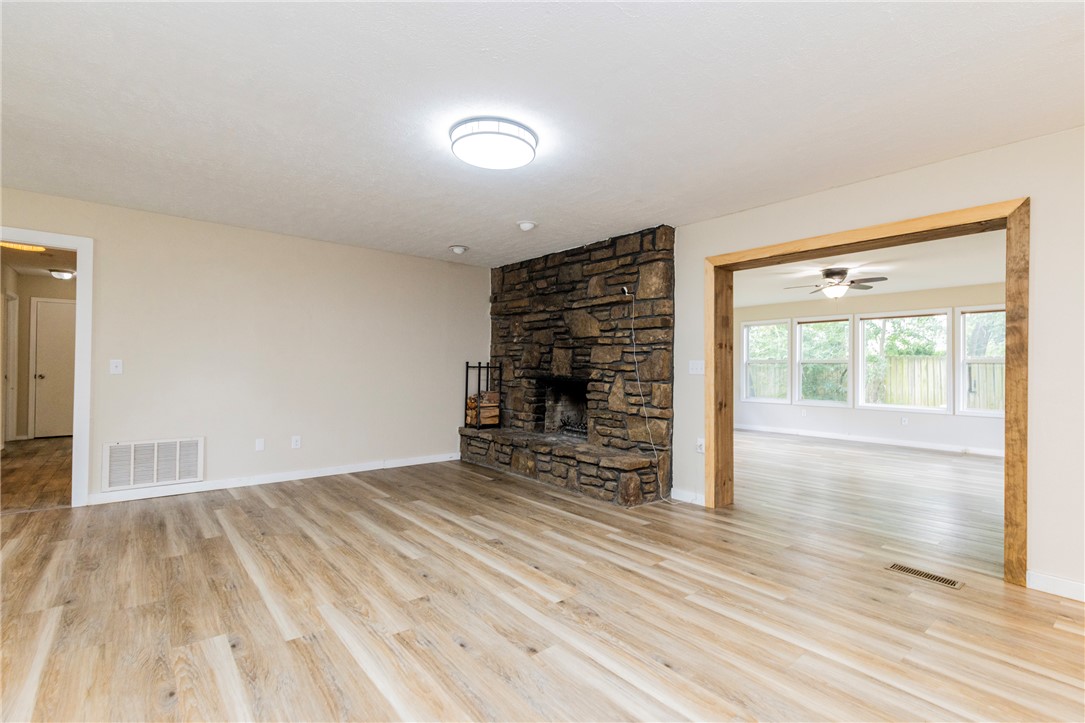 Turtle Creek Place Unit 1 Rogers - Residential