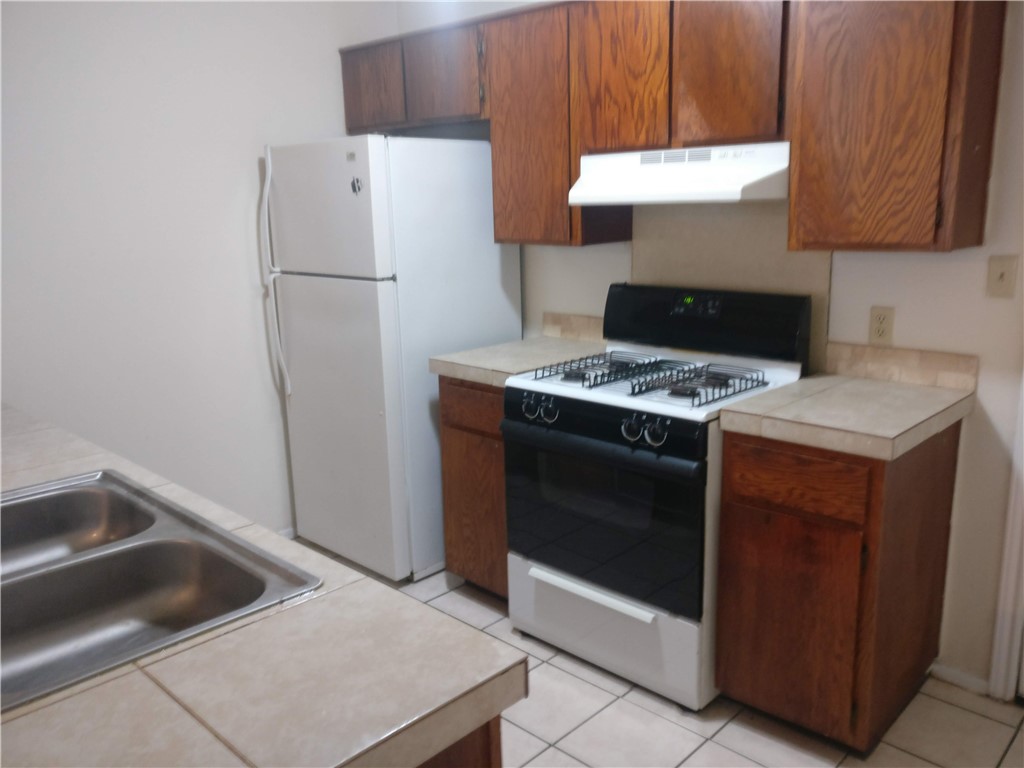 Maple Terrace Ph 2 - Residential Lease
