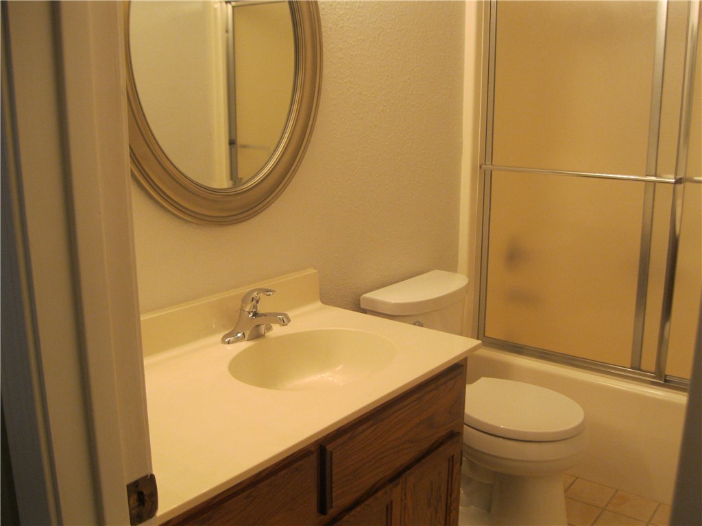 Metfield Courts Bvv - Residential Lease