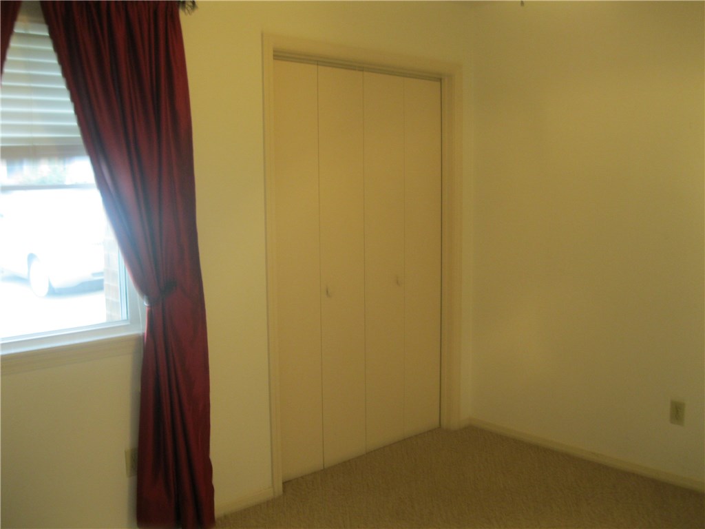 Metfield Courts Bvv - Residential Lease