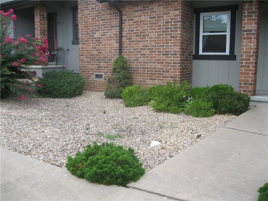 Metfield Courts Bvv - Residential Lease