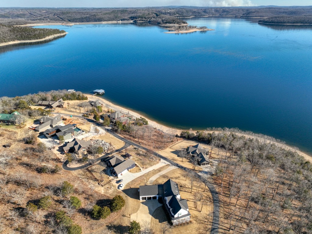 Del Lago Estates - Residential
