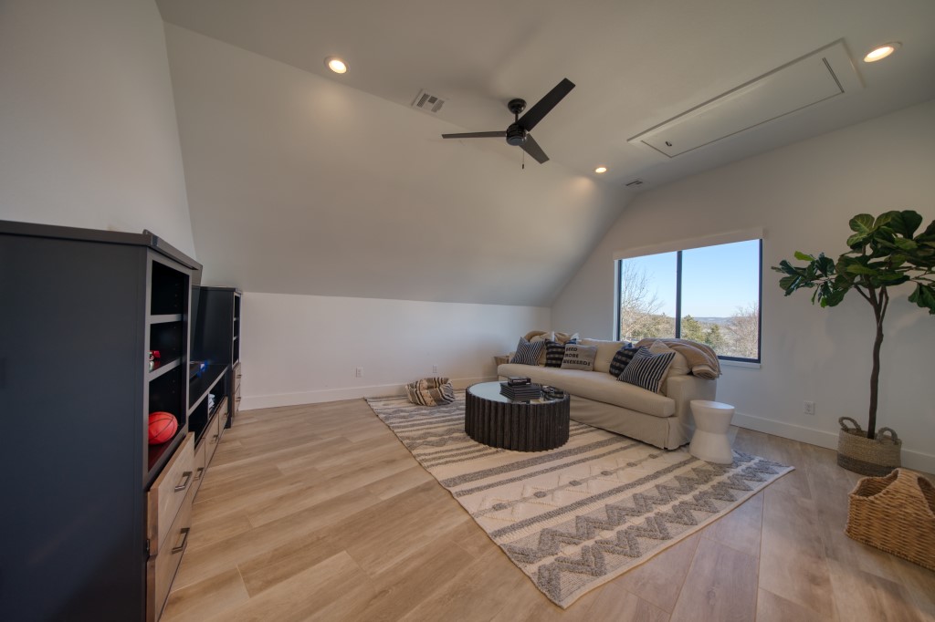 Del Lago Estates - Residential