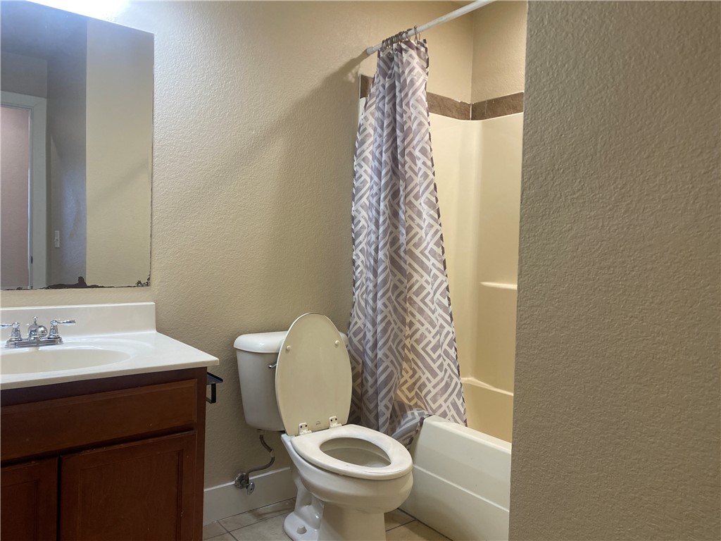 Sixth & Wood Hpr - Residential Lease