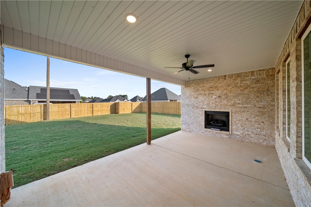 MAPLE ESTATES PH III-CENTERTON - Residential