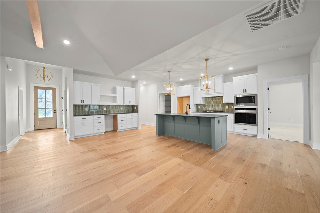 MAPLE ESTATES PH III-CENTERTON - Residential