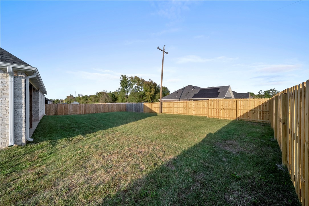 MAPLE ESTATES PH III-CENTERTON - Residential