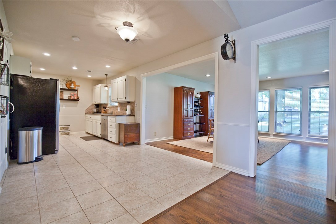 Heritage West Add 2nd Rogers - Residential