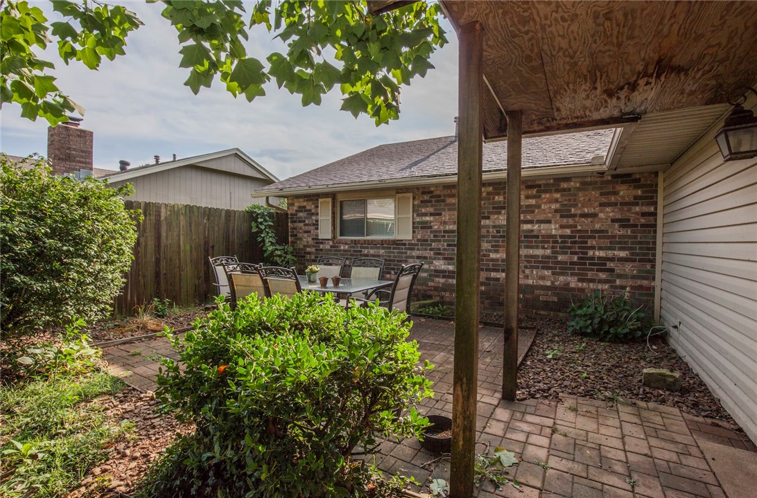 Heritage West Add 2nd Rogers - Residential