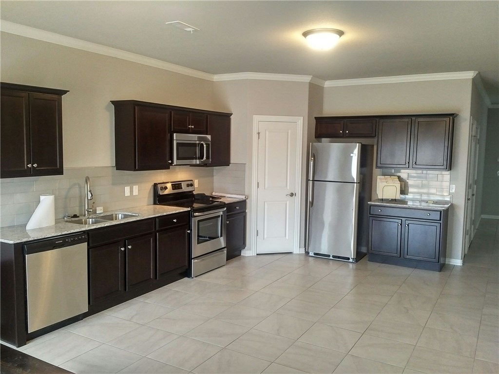 n/a - Residential Lease