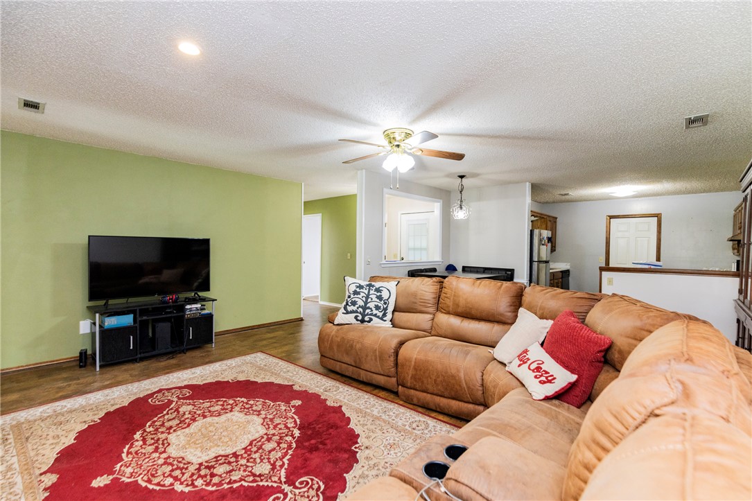 Quail Run Add Ph I Rogers - Residential