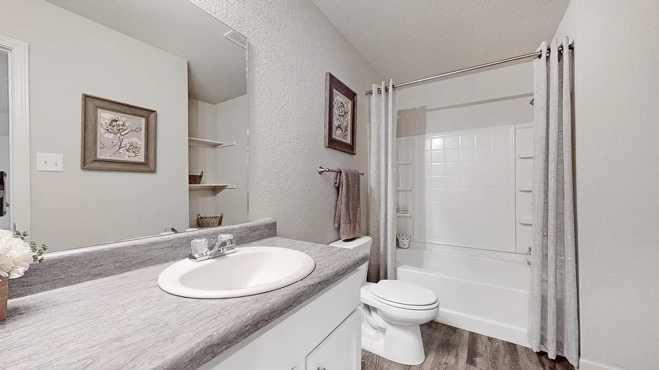 WALNUT HILL SUB PH VI-PEA RIDGE - Residential