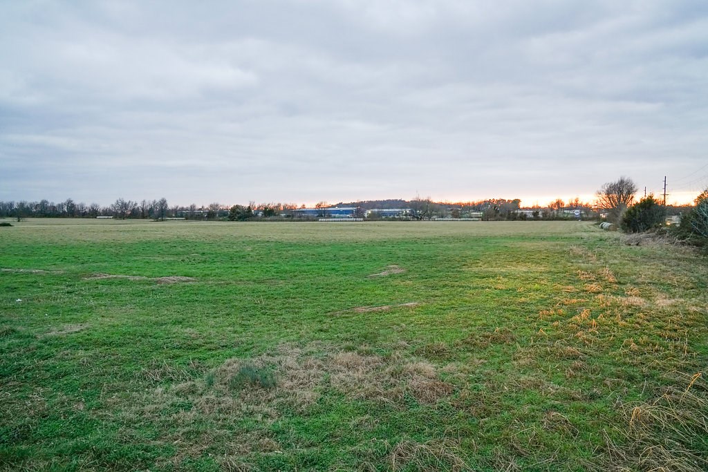 . - Land