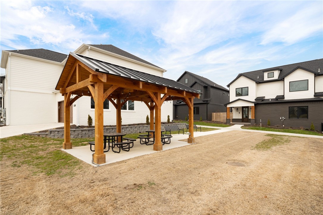 Oz Village - Residential