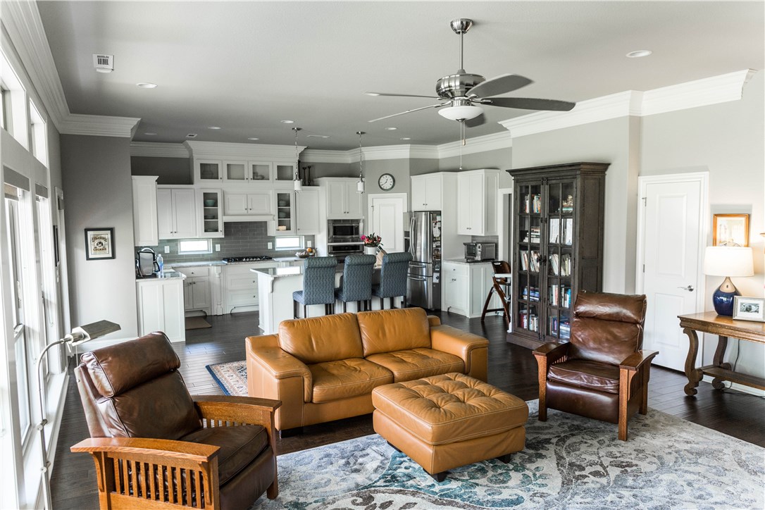 Waterford Estates At Hissom Ranch - Residential