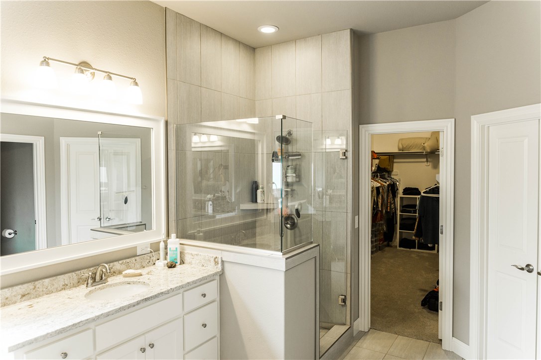 Waterford Estates At Hissom Ranch - Residential