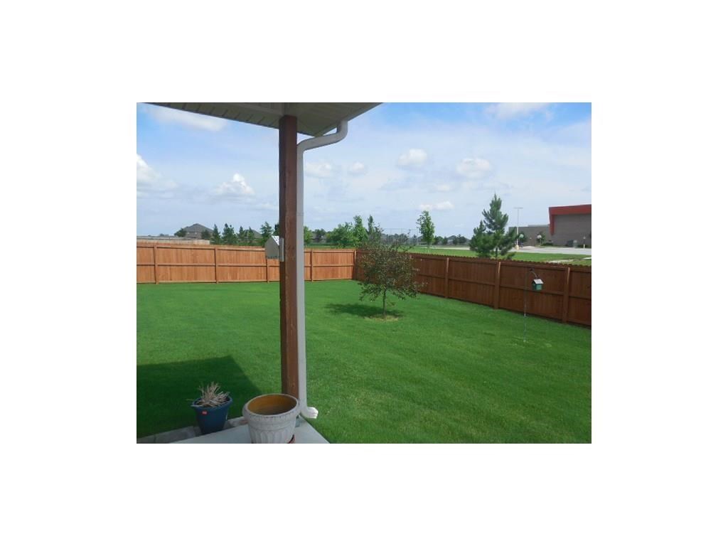 Lakewood Crossing Sub Ph 1 Rogers - Residential Lease