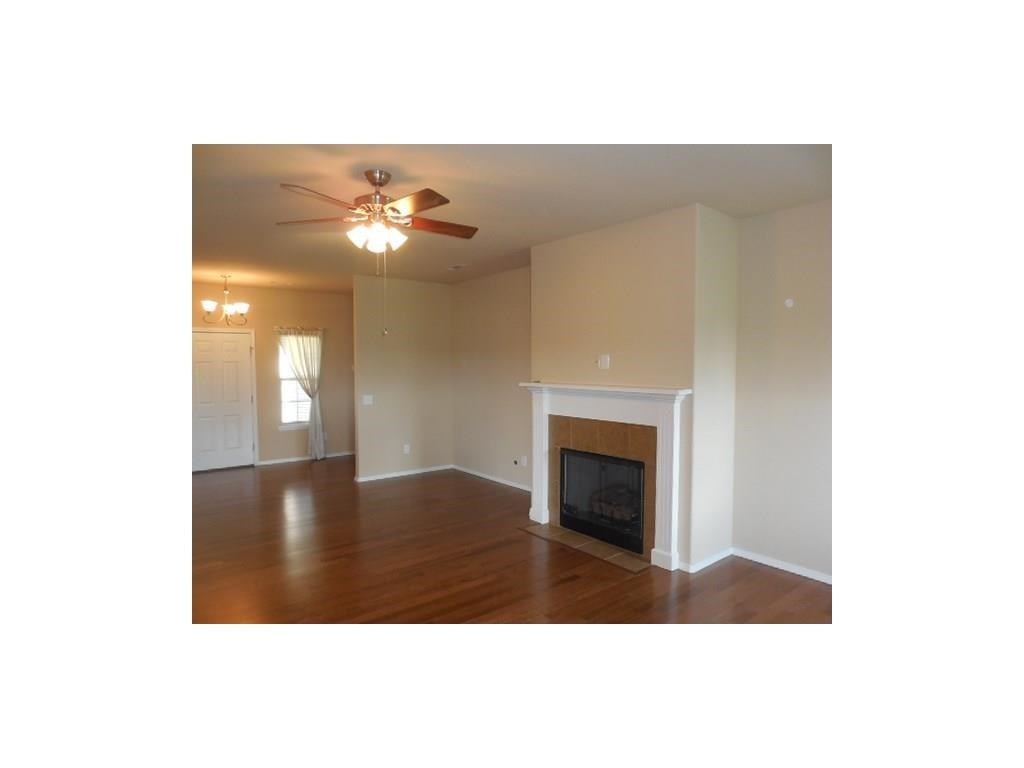 Lakewood Crossing Sub Ph 1 Rogers - Residential Lease