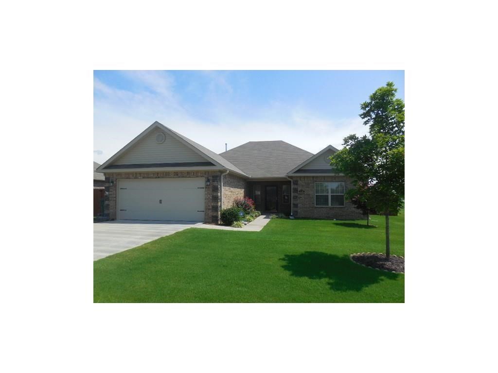 Lakewood Crossing Sub Ph 1 Rogers - Residential Lease