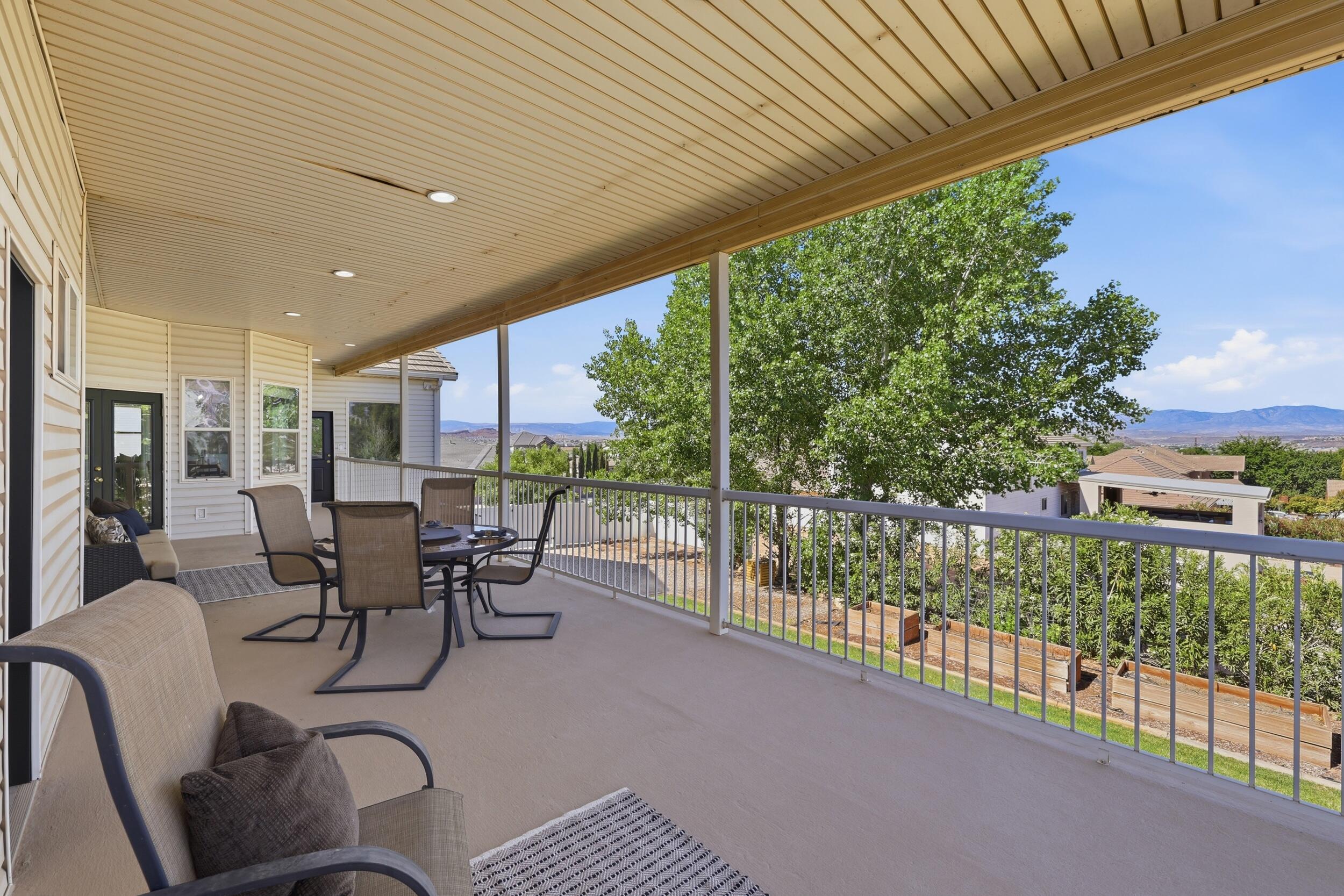 MAJESTIC VIEW - Residential