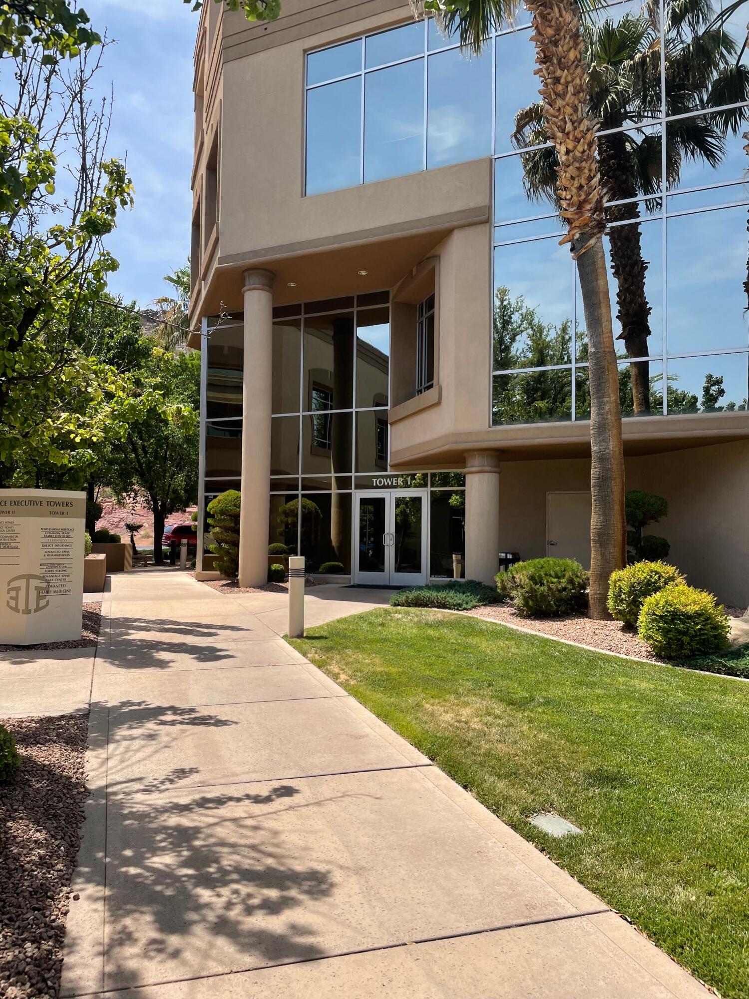 Professional Office Space available for lease in Ence Executive Towers. 853 square feet. 3 private offices,reception. $1202 Monthly rent plus $305 CAM Fee plus $102 Utilities.  Currently occupied, available August 2026