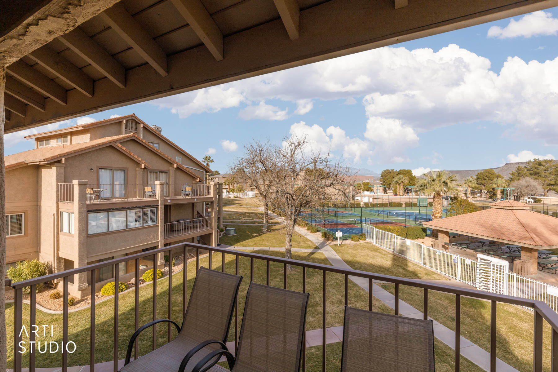 SPORTS VILLAGE - Residential