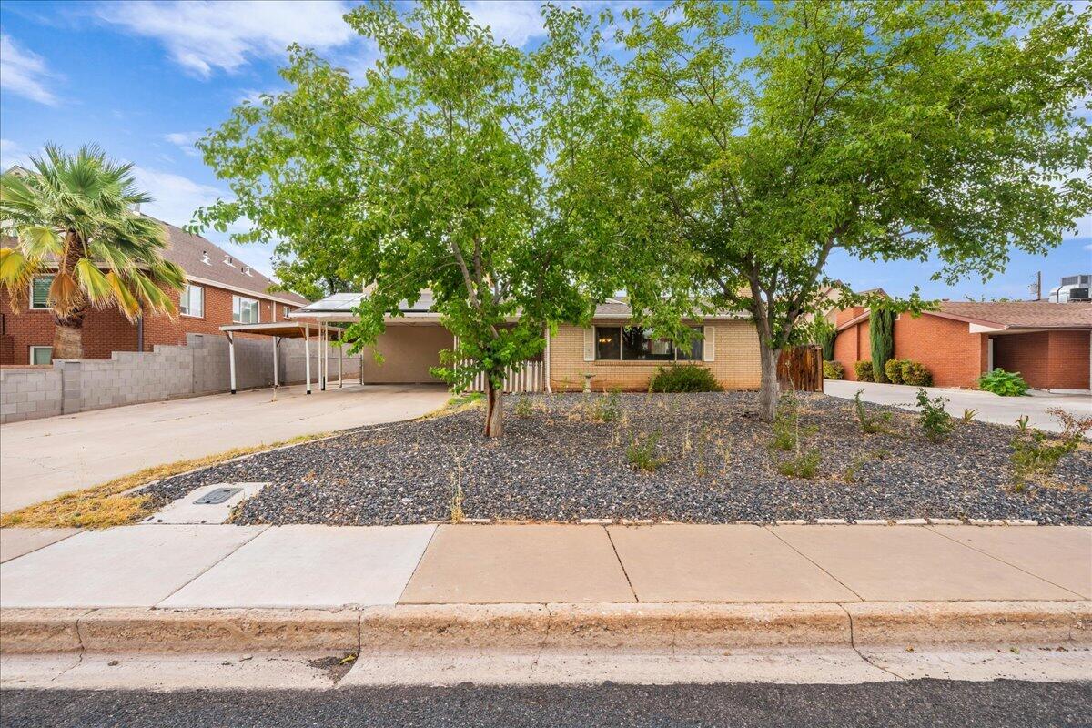 ST GEORGE TOWNSITE - Residential