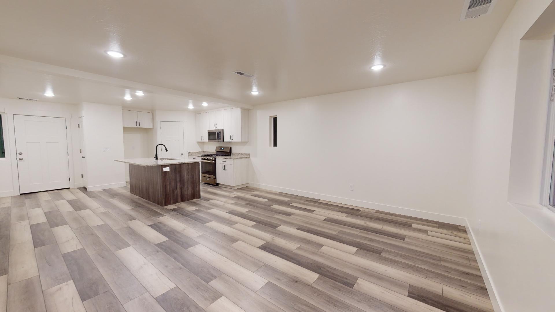 TRAILSIDE - Residential
